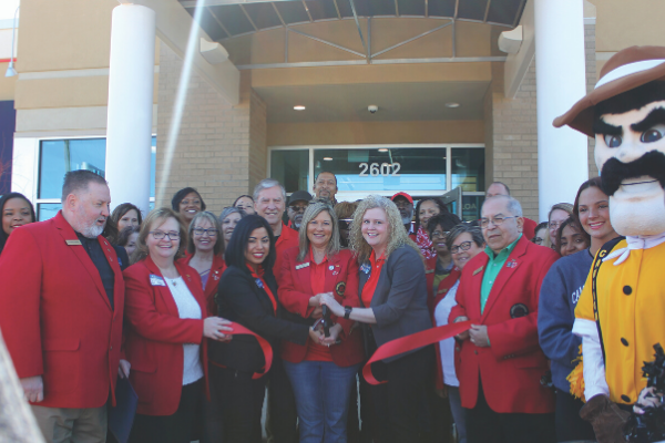 Cameron University mascot ‘Ole Kim’ and ambassadors with the Lawton-Fort Sill Chamber of Commerce were on hand for the ribbon cutting ceremony on Friday, Feb. 14, at the new Arvest Bank, located at 2602 W. Gore Ave., Lawton. Southwest Ledger photos by Curtis Awbrey
