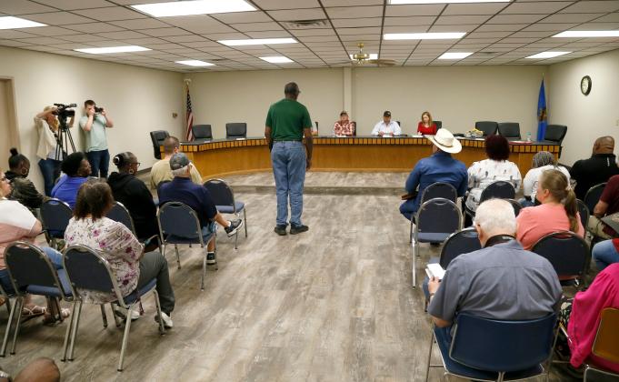 Idabel Pastor Jimmie Williams speaks to members of the McCurtain County Board of Commissioners Monday. The commission didn’t act on the status of Sheriff Kevin Clardy, despite earlier agendas listing Clardy’s possible removal from office. RIP STELL | SOUTHWEST LEDGER