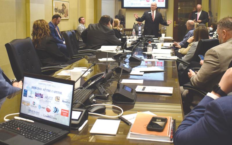 Oklahoma Press Association Executive Director Mark Thomas speaks to members of the Lawton Fort Still Chamber of Commerce last Wednesday at the State Capitol during the Chamber’s annual Day at the Capitol event. ________. ______________._ ___ __