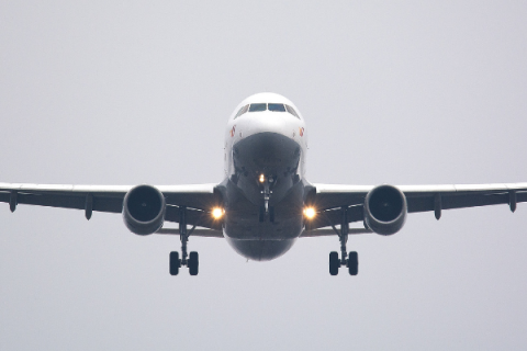 Airplane 