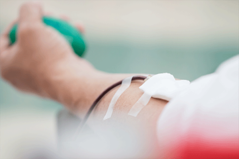 Vaccinations don’t affect donation eligibility