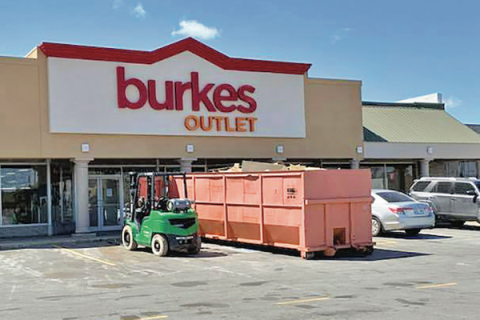 LEDGER PHOTO BY CURTIS AWBREY Inside Burkes Outlet of Duncan, associates work on finishing touches before Thursday’s grand opening at 3131 N. Highway 81. Outside a large rolloff contains packaging for the new retailer’s inventory of clothing, shoes, accesso- ries, beauty products and housewares.LEDGER PHOTO BY CURTIS AWBREY Inside Burkes Outlet of Duncan, associates work on finishing touches before Thursday’s grand opening at 3131 N. Highway 81.