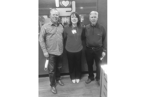 COURTESY OKLAHOMA BLOOD INSTITUTE During Oklahoma Blood Institute’s Spring Fling open house, Dr. Richard Boatsman, OBI co-founder and chairman of the board of directors, visits with staff and supporters of OBI’s mission. From left are Richard Allen, Terry Bell Charitable Trust; Christi Chambers, executive director of OBI’s Southwestern Oklahoma and Texoma region; and Dr. Boatsman.