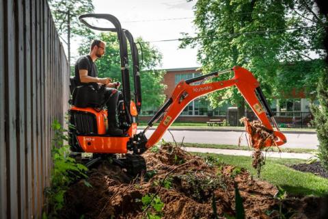 KUBOTA TRACTOR/COURTESY