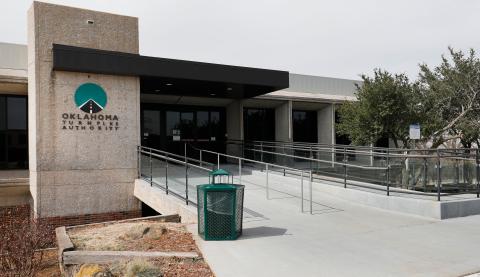 The Oklahoma Turnpike Authority office in Oklahoma City RIP STELL/FOR SOUTHWEST LEDGER