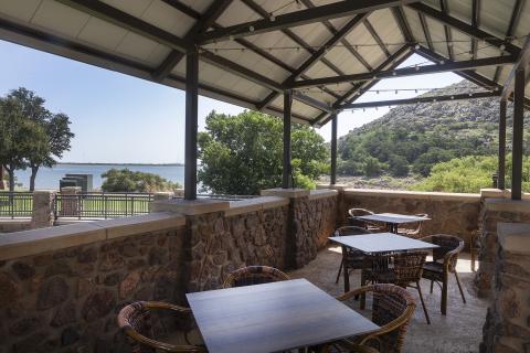 Patio dining is one of the amenities at Lookout Kitchen which is part of Quartz Mountain State Lodge. HUGH SCOT JR. | SOUTHWEST LEDGER