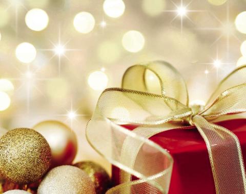 Corporate gift giving during the holidays can be beneficial