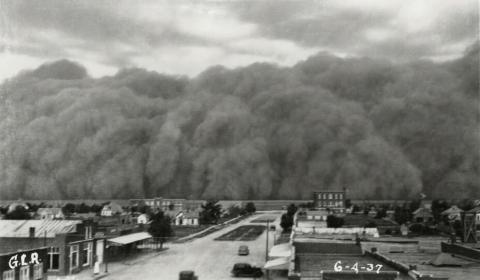 A large dust storm descended on Hooker, Oklahoma, on June 4, 1937. Photo by George L. Risen, Oklahoma Historical Society